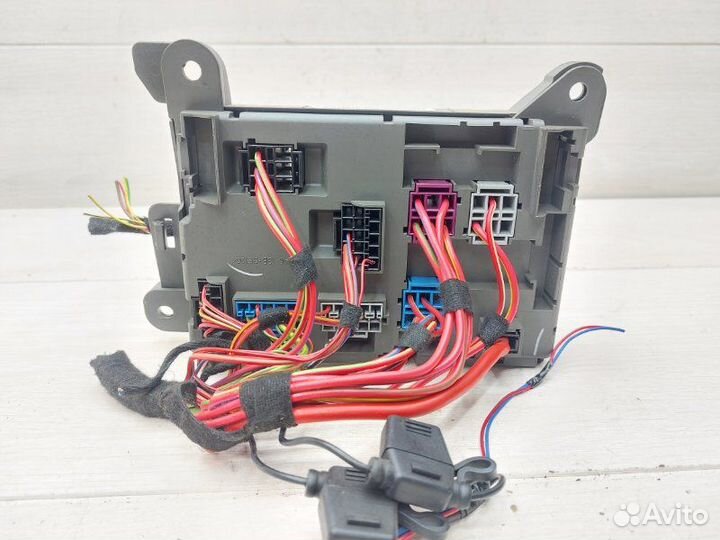 Блок предохранителей задний Bmw X5 E70 N57S 40D