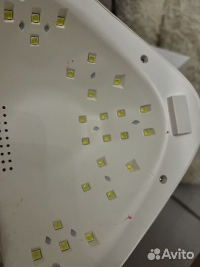 Лампа для ногтей