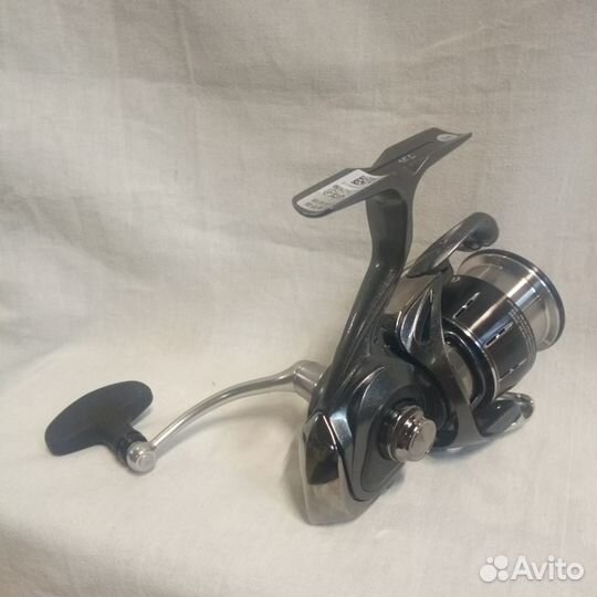 Катушка Daiwa 24 Luvias PC LT 2500S 9bb,5.1:1,150g