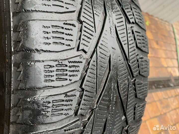 Nokian Tyres Hakkapeliitta R2 SUV 255/55 R18 109R