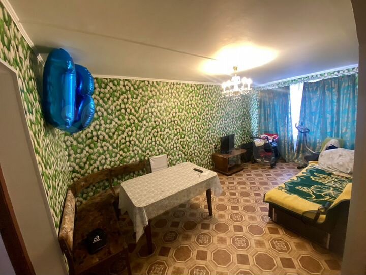 3-к. квартира, 81 м², 1/2 эт.