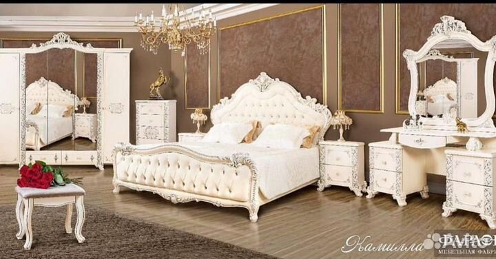 Спальный гарнитур