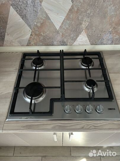 Газовая варочная панель 4 конфорки