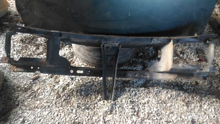 Рамка радиатора. телевизор Chery Amulet