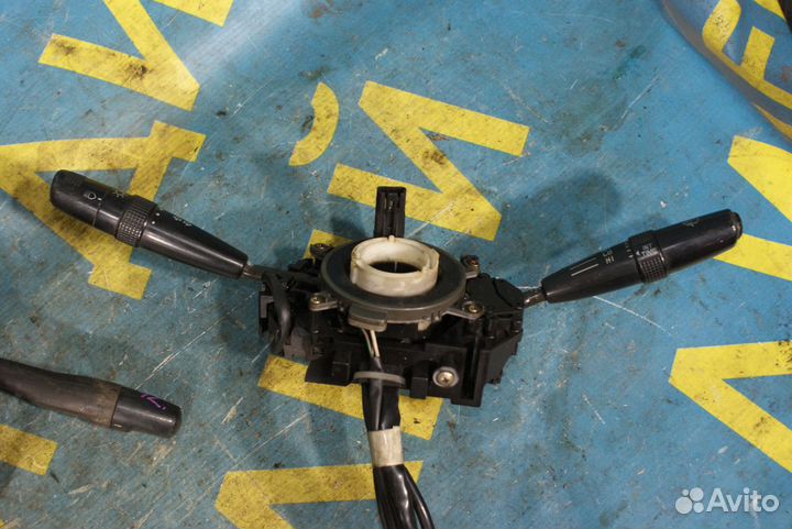 Подрулевой переключатель Subaru Legacy