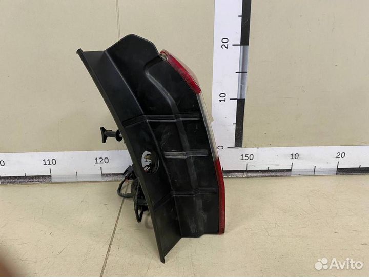 Фонарь задний наружный правый Nissan Terrano D10 2