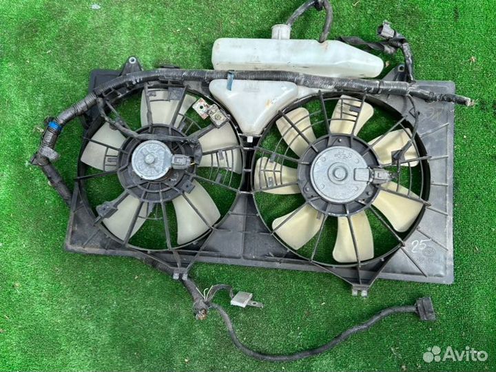 Вентилятор радиатора Mazda 6 2004