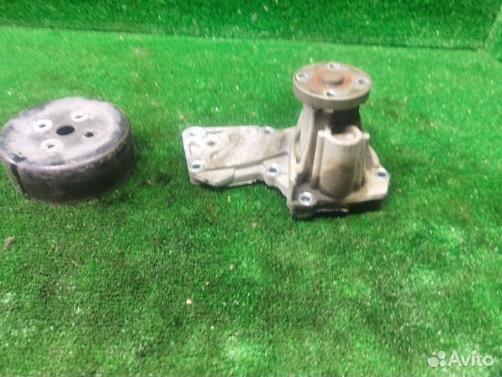 Помпа Ford Focus 2 1.6Л 115 Л.С