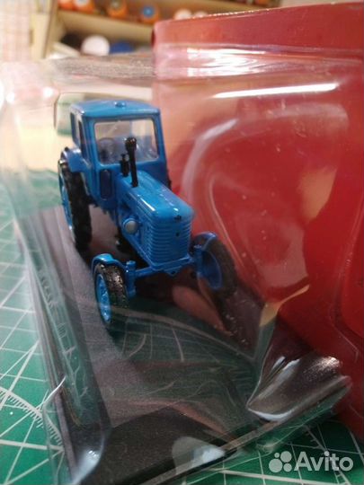 Модель трактора