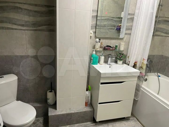 1-к. квартира, 50 м², 3/5 эт.