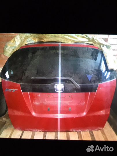 Крышка багажника Хонда Фит GE