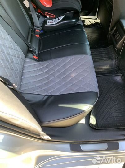 Чехлы на camry 70