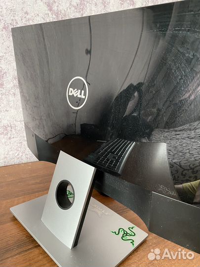 Монитор dell 23