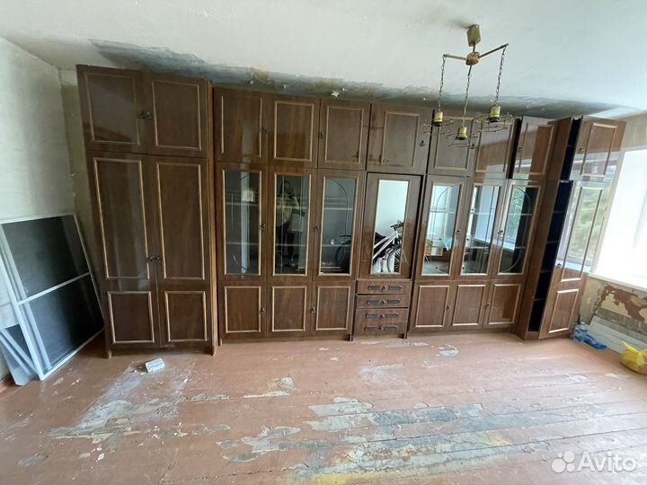 Стенка со шкафом