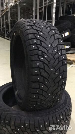 Tourador Ice Star TSW1 275/35 R19 100T