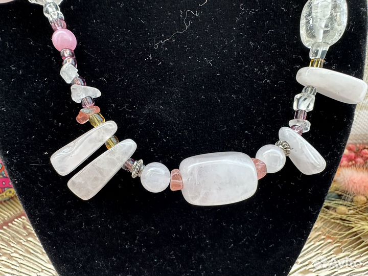 Красивые бусы розовый и прозрачный кварц винтаж