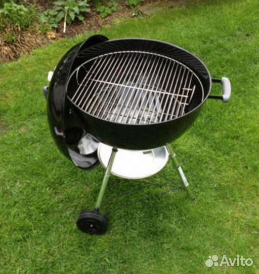 Угольный гриль барбекю Weber Compact Kettle 57 см