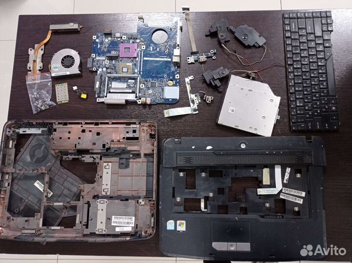 Ноутбук на запчасти Emachines E510