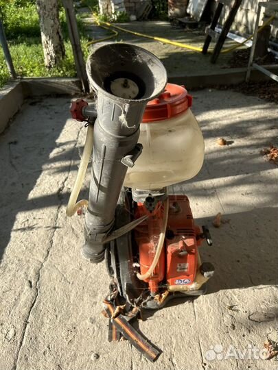 Бензиновый опрыскиватель ранцевый