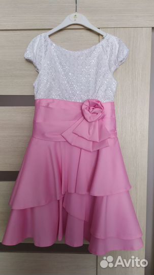 Платье праздничное