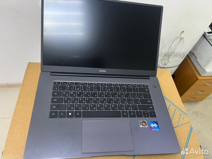 Honor magicbook 15 R5/16/512 Space Grey (BMH-WFQ9H