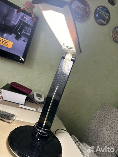 Лампа настольная