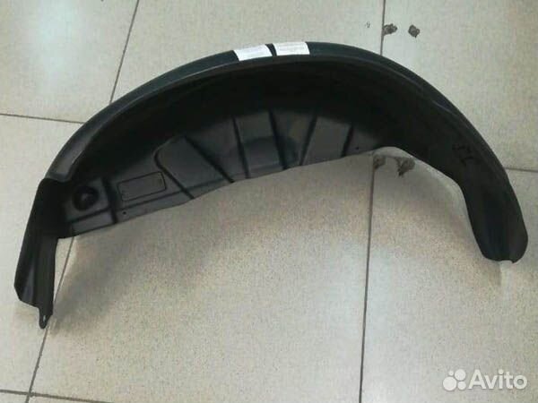 Подкрылок Toyota Fortuner (2015-2022)