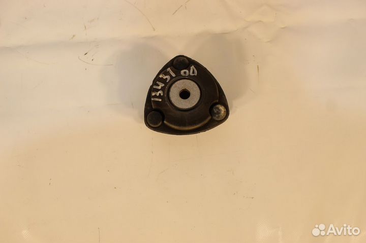 Виброизолятор крепления подушки Scania 1343100