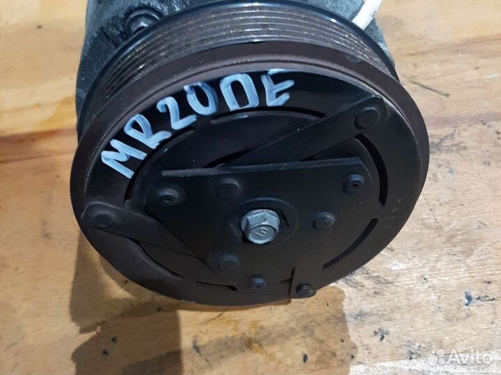 Компрессор кондиционера Nissan X-Trail T31