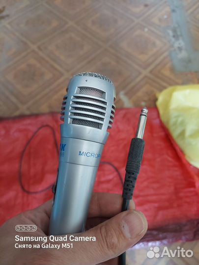 Микрофон BBK DM-998