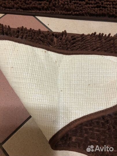 Коврики для ванной и туалета