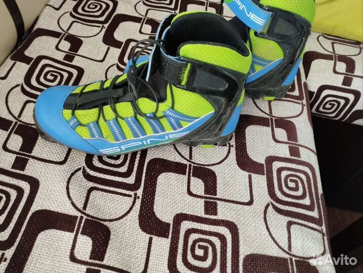 Ботинки лыжеролерные