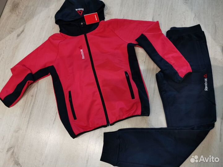 Спортивный костюм новый Адидас и рибок