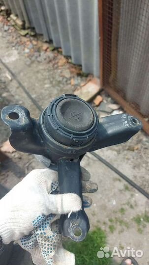 Hyundai Solaris 2 подушка двигателя