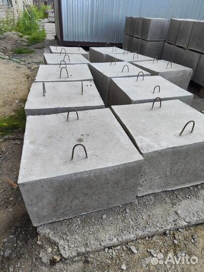 Бетонные блоки