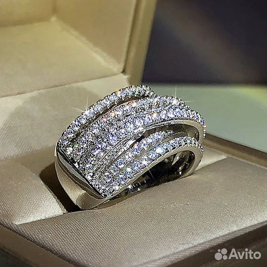 Серебряное кольцо