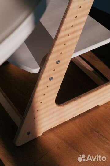 Детский растущий стул