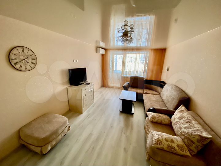 2-к. квартира, 55 м², 8/9 эт.