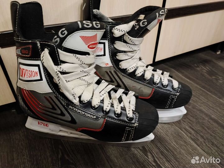 Коньки хоккейные 41 размер