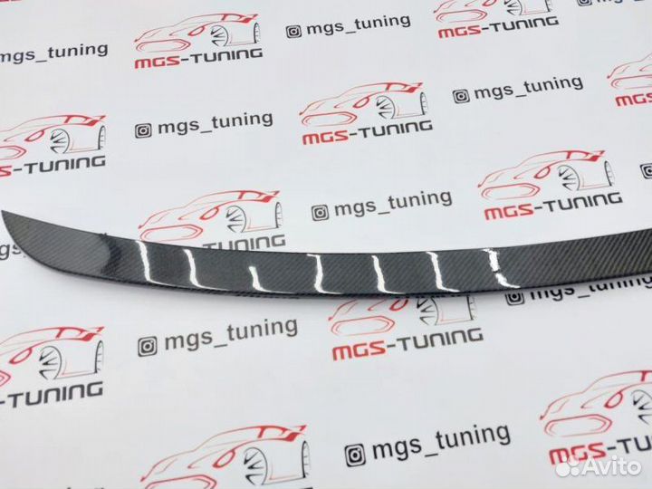 Спойлер на крышку багажника BMW X5 G05 Карбон
