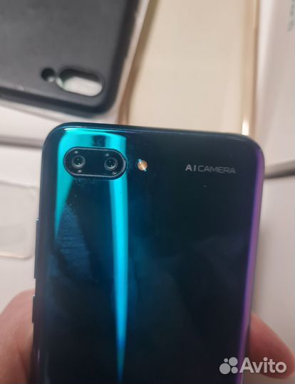 HONOR 10, 4/128 ГБ