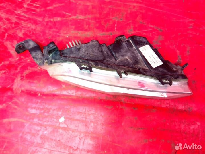 Фара противотуманная LED передняя правая Ford