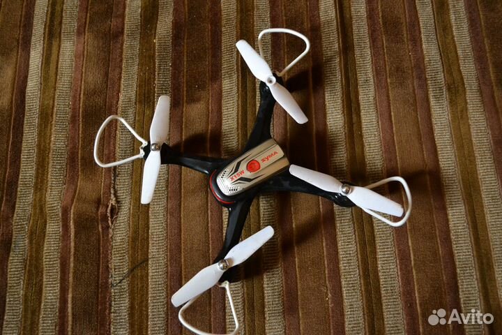 Квадрокоптер zyma x15w