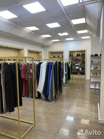 Сдаются рейлы в действующем Шоуруме