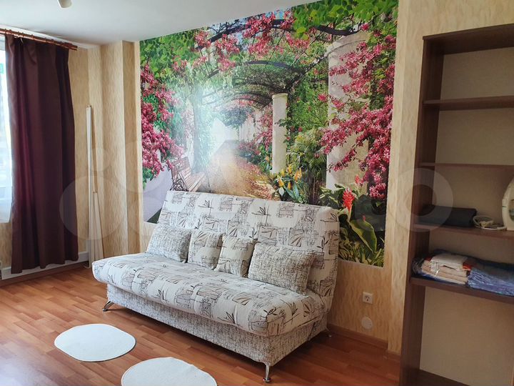 2-к. квартира, 60 м², 3/9 эт.