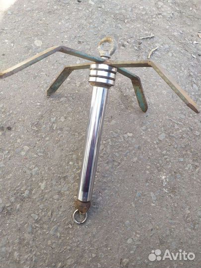 Якорь для лодки