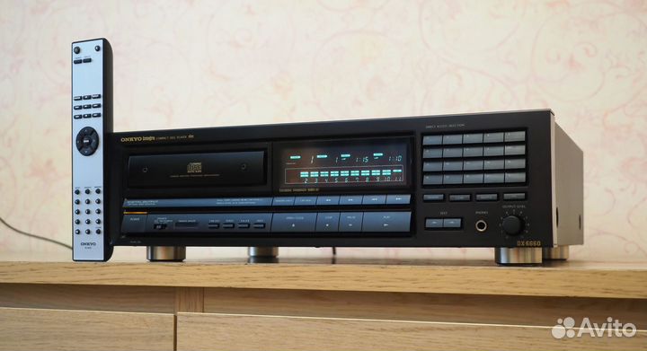 CD-проигрыватель Onkyo DX-6660 Integra с пультом