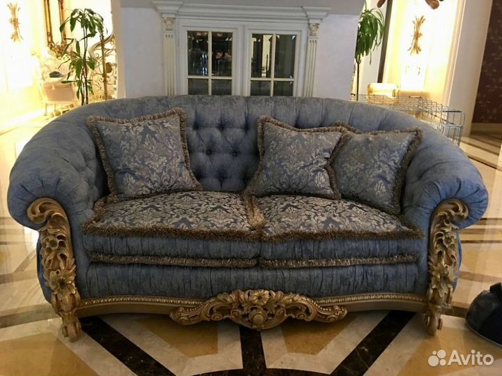 Перетяжка и замена обивки кресел из кожи