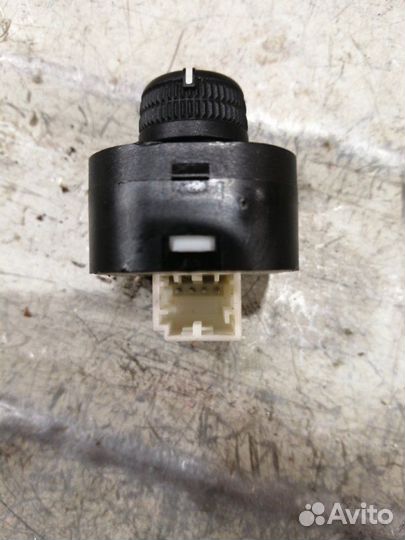 Блок управления зеркалами Audi A5 8T купе cala 3.2