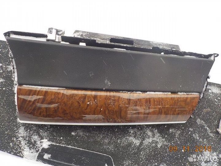 Бардачок Bmw X6 E71 N63B44A 2008